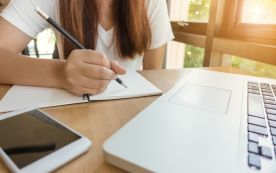 Which is Better: School Online or a Standard Education?